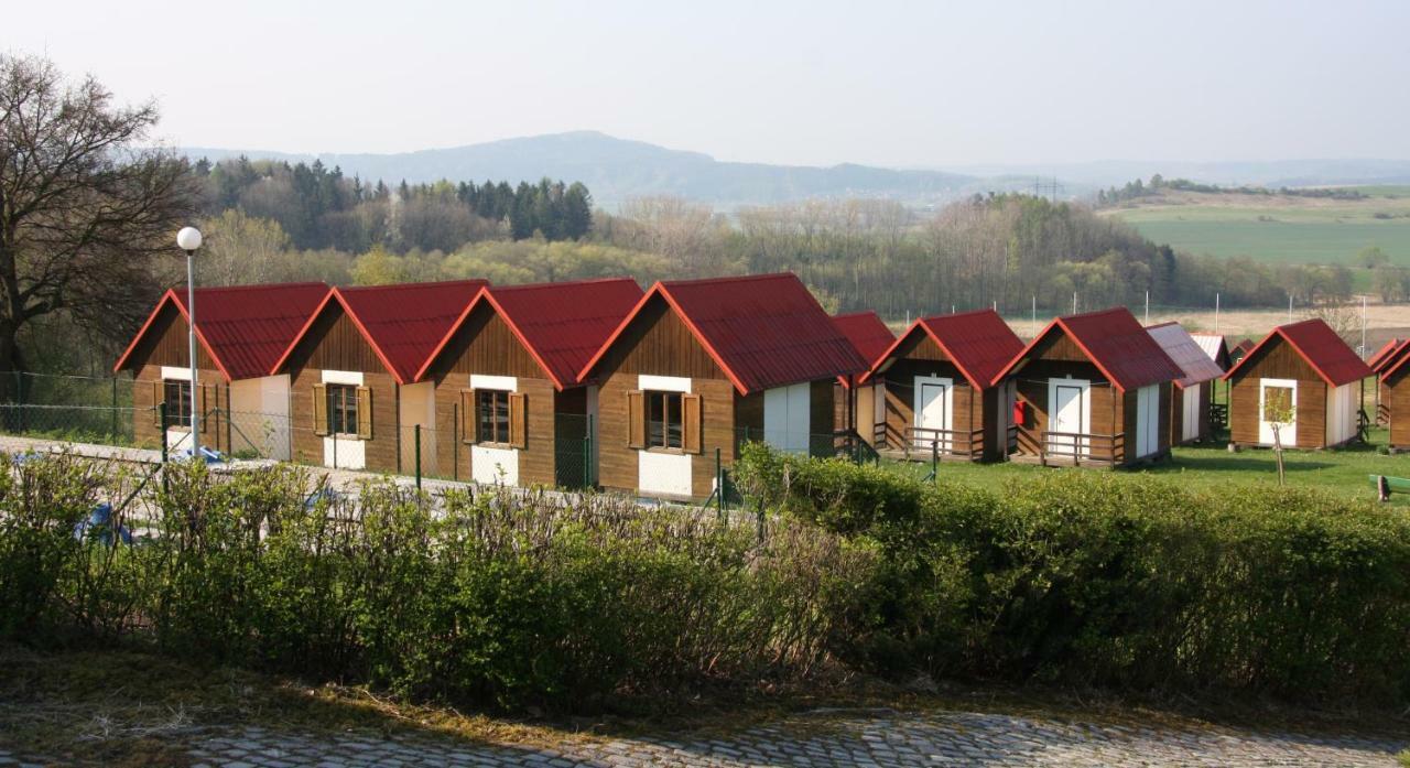 Camping V Raji - Palda Hotel Rovensko pod Troskami Exterior photo