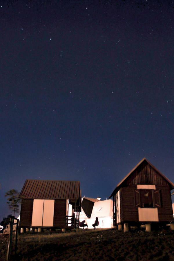 Camping V Raji - Palda Rovensko pod Troskami Exterior photo